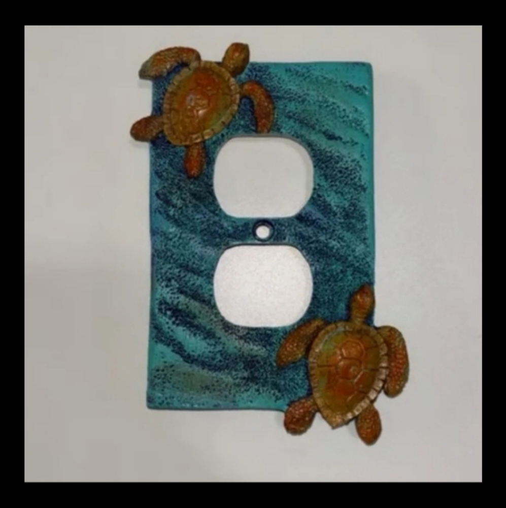 Sea Turtle Decorative Dual Outlet Cover - Ceramic Resin BNWT RETIRED 1 LEFT
